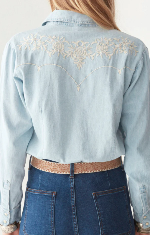 MUSTANG Style Elsa Ruffle Blouse Camicia da Donna MUSTANG Style Elsa Ruffle Blouse Camicia da Donna