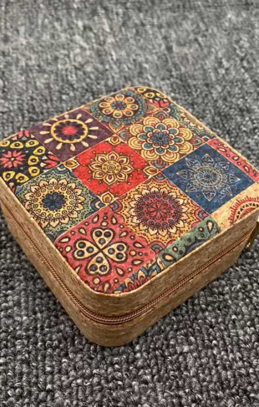 Bhyza-VintageCrushedWoodGrainJewelleryBox-MIO59914-Aprincessbazaar1