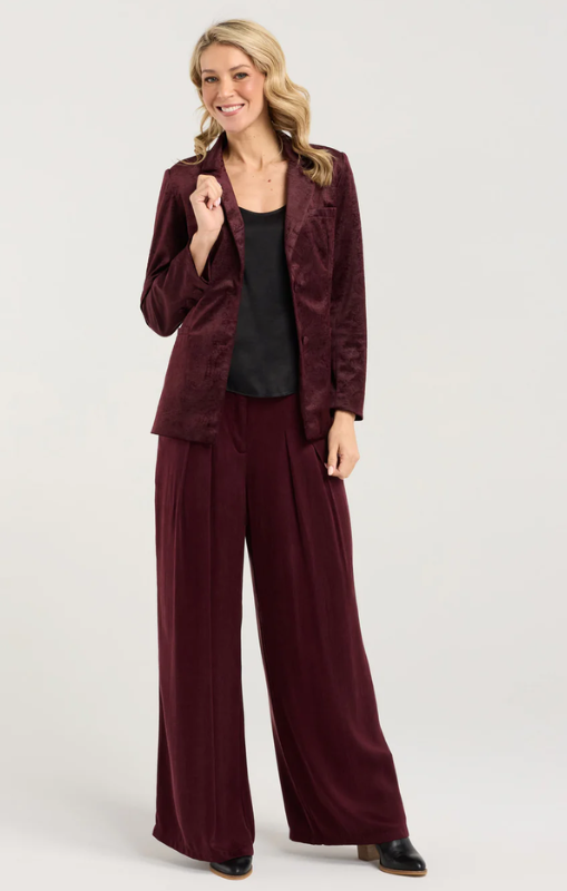 Blackstone - Teddy Velvet Blazer - Shiraz Embossed Velvet - BWD227
