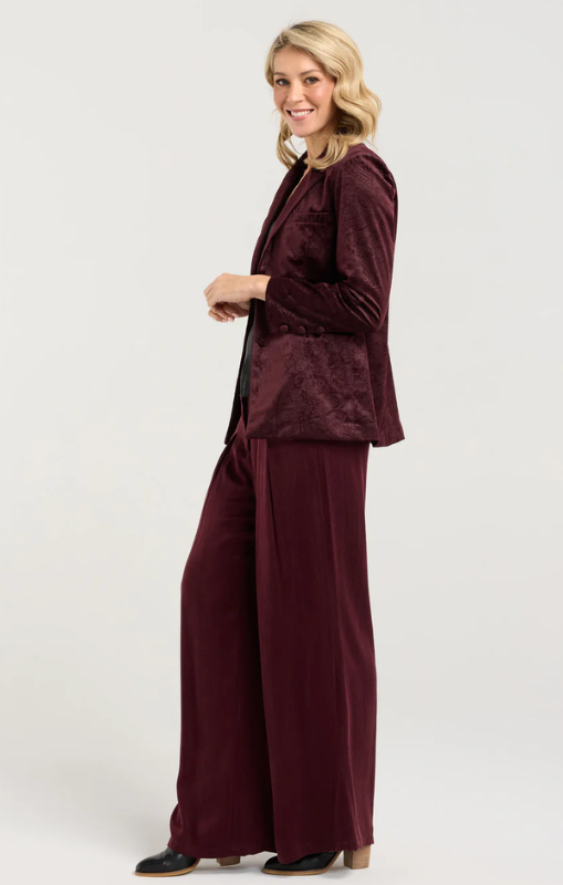 Blackstone - Teddy Velvet Blazer - Shiraz Embossed Velvet - BWD227