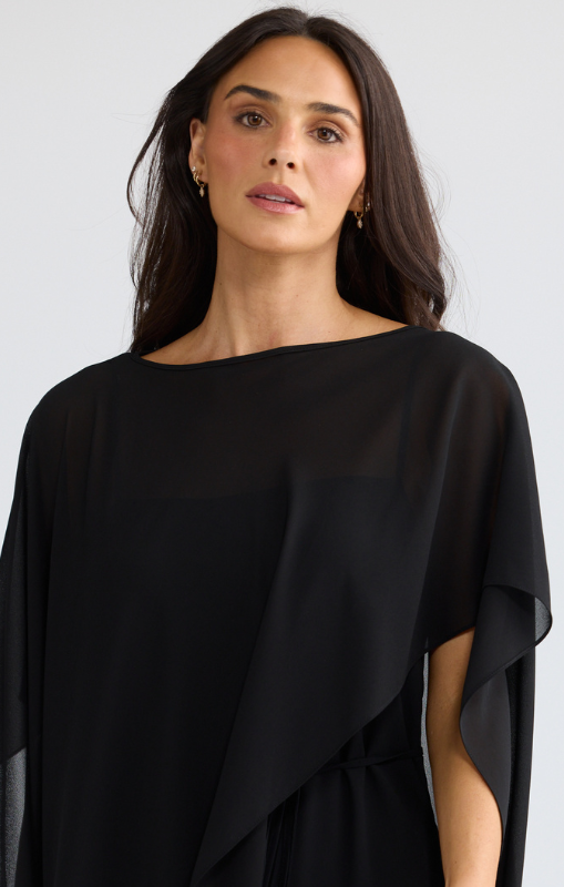 Brave_True-ParkAvenueCape-Black-BT26528-1princessbazaar1_45ceeb48-edb4-4405-aaf7-54c8ea527ccf
