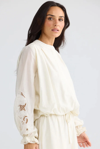 Brave_True-TianaShirt-Ivory-BT26411-1princessbazaar1