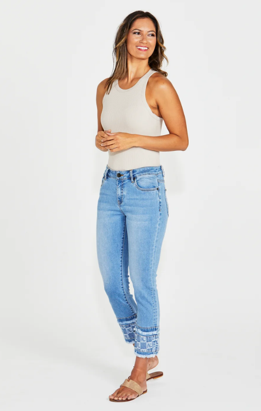 CAMDENDENIMLOGOnewlondonjeansprincessbazaar