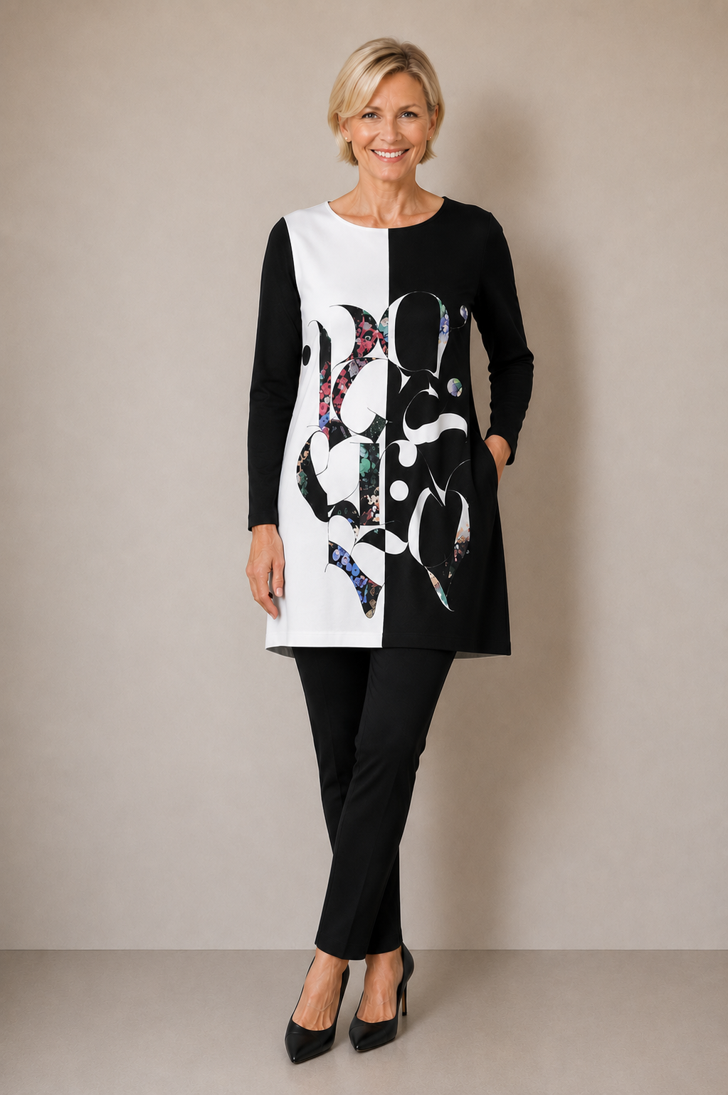 Outlet - Pause Cafe - Black and White Tunic - 622.52