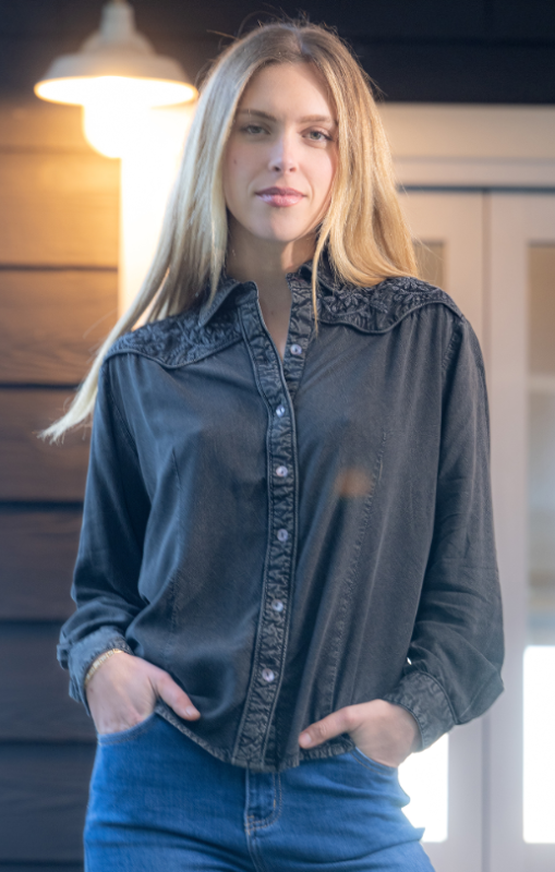 Cienna-JessieShirt-Blackprincessbazaar1