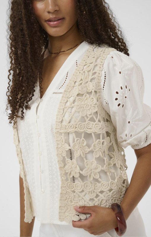 Cream - Lotu Vest - Perfectly Pale