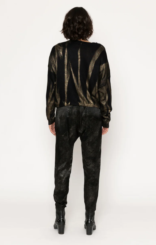 EchoTopBLACKLISTPRINCESSBAZAAR1_7fcb6486-32f6-44ac-849c-d5ff98491809