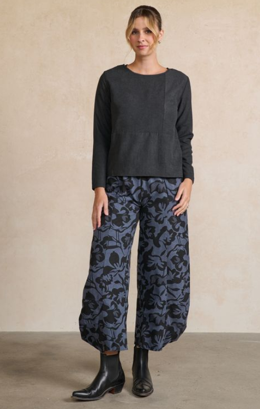 HF2724 Zippy pant abstract Floral Holmes _Fallon Princess Bazaar