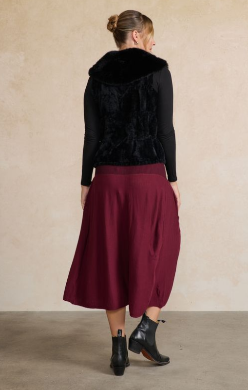 HF2770 Lana black vest holmes_Fallon Princess Bazaar