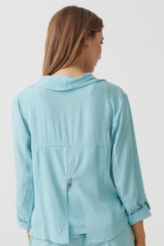 HF2890 light blue back feature jacket holmes_Fallon princess bazaar