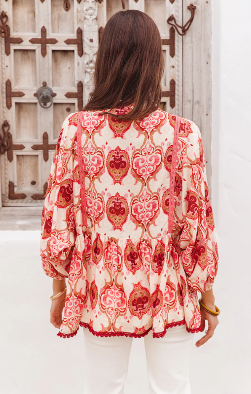 IAmPylgrym-LucasTop-Khalifaprincessbazaar1