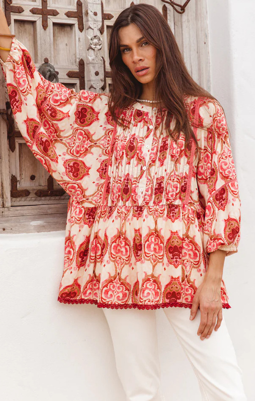 IAmPylgrym-LucasTop-Khalifaprincessbazaar1