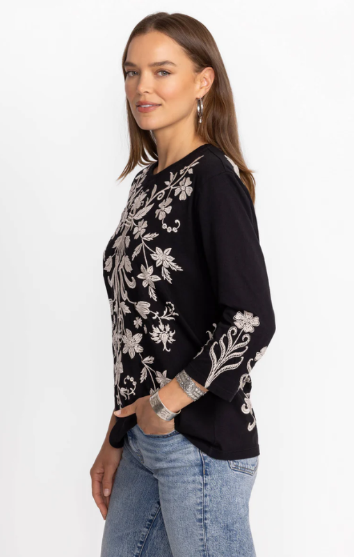 JohnnyWas-34SleeveCrew-NeckTee-Black-Talithiaprincessbazaar1