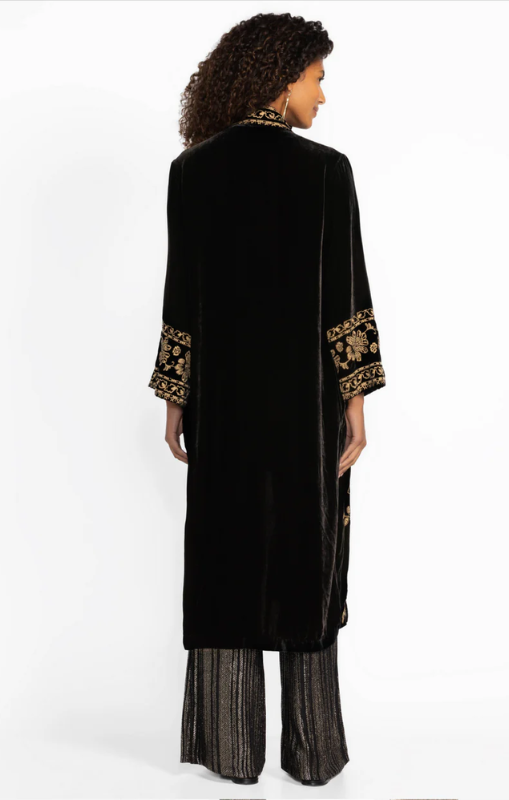 JohnnyWas-VelvetKimonoCoat-Nyomi-BlackPRINCESSBAZAAR1