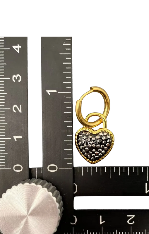 MIO64964 black heart huggie earrings princess bazaar