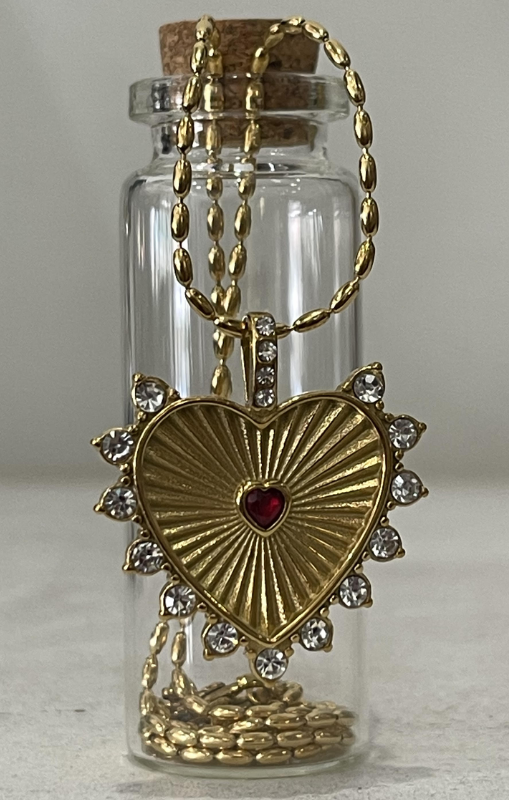 MIO68750 Frida heart necklace princess bazaar