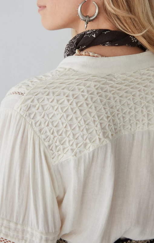 MaisonHotel-AngelaBlouse-MeringeGardenCreamPrincessbazaar1