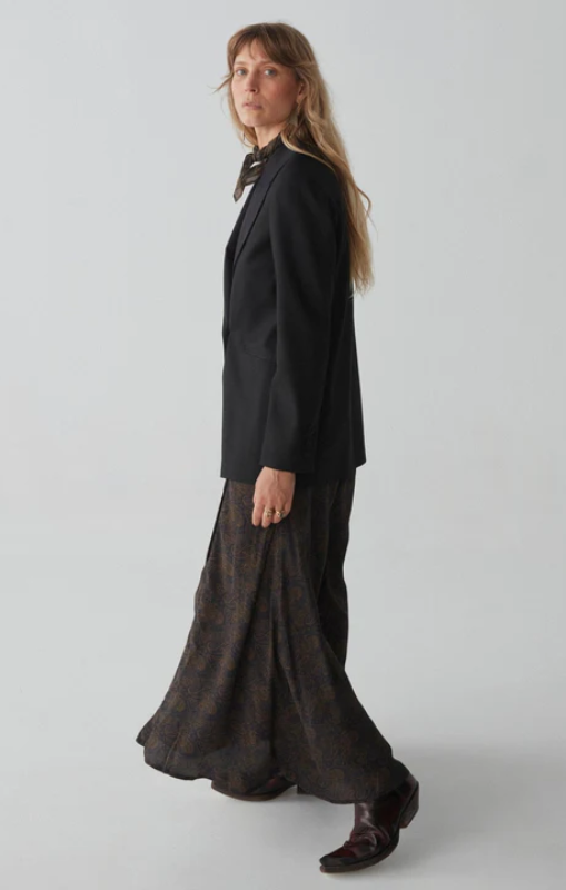 MaisonHotel-DandyBlazer-SmokingNightFeverprincessbazaar1