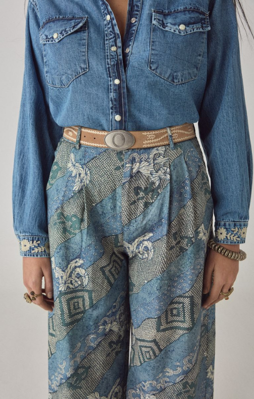 MaisonHotel-ThelmaShirt-BlueHaze-Arizonaprincessbazaar3