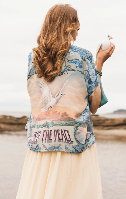 MarketofStars-PeaceOutCroppedKimonoPixieDusterwithDovesandSunriseprincessbazaar1