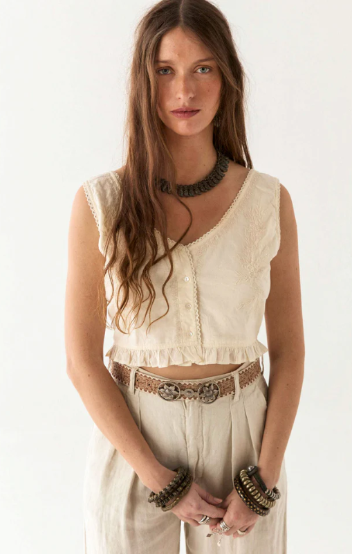 MegBlouse-MarchSistersmaisonhotelprincessbazaar1