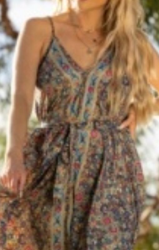 Peyton V Dress LDR-07-PEY Cienna princess bazaar
