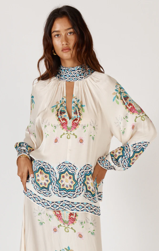 RubyyayaGarciaShirtCreamPRINCESSBAZAAR1