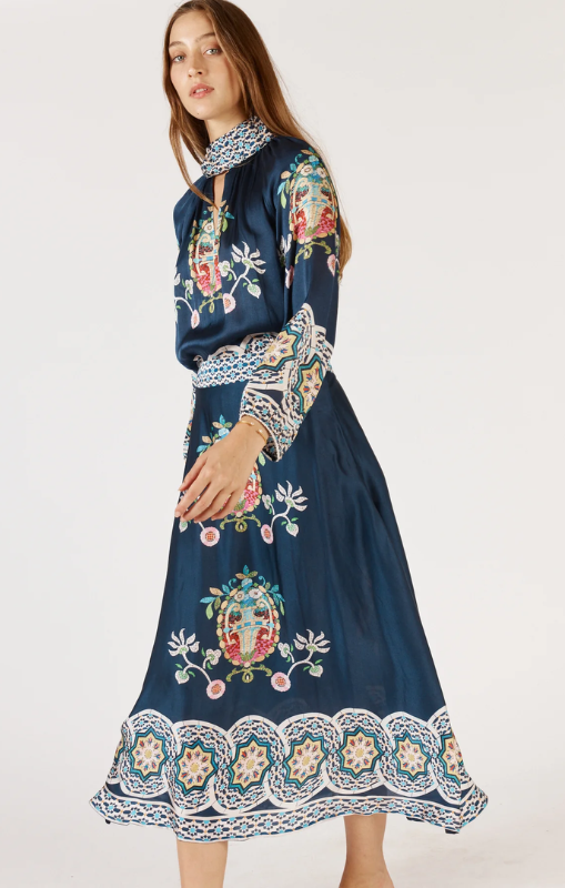 RubyyayaGarciaSkirtNavyprincessbazaar1