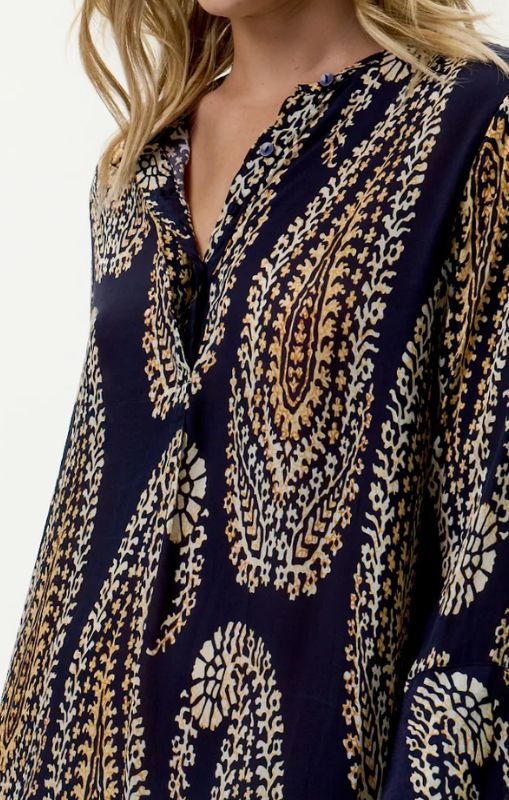 S25-09719-734longgenieprovencenavypaisley1oneseasonprincessbazaar