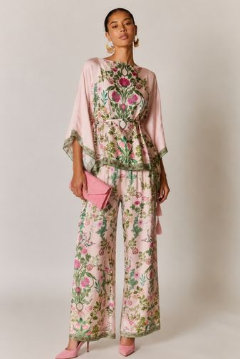 Tatiana_poncho_pink_ruby_yaya_princess_bazaar_5