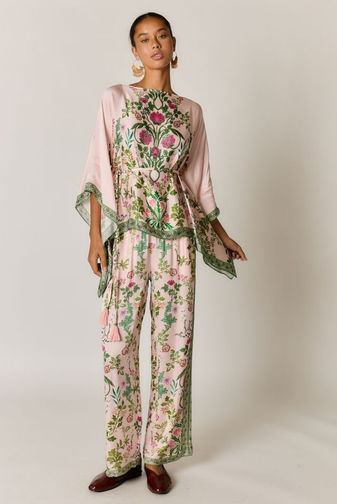 Tatiana_poncho_pink_ruby_yaya_princess_bazaar_5