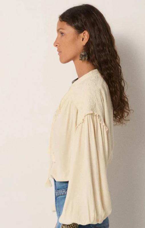 Vega casablanca muse ecru blouse maison hotel princess bazaar