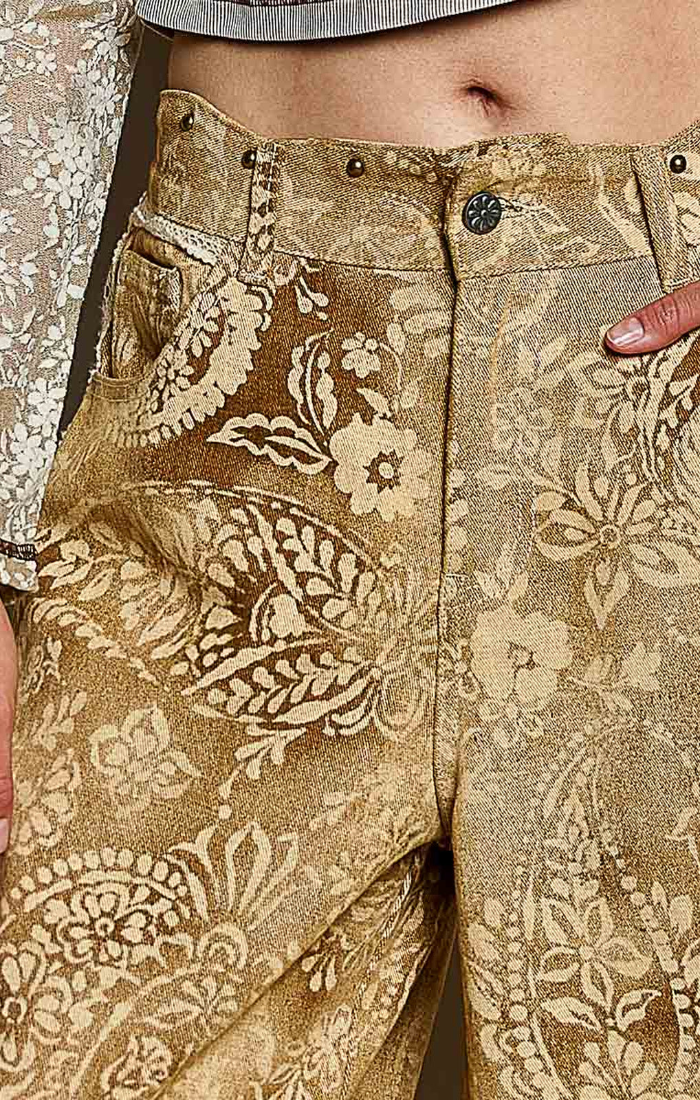 POL USA Paisley Jeans sand full-length front – Princess Bazaar